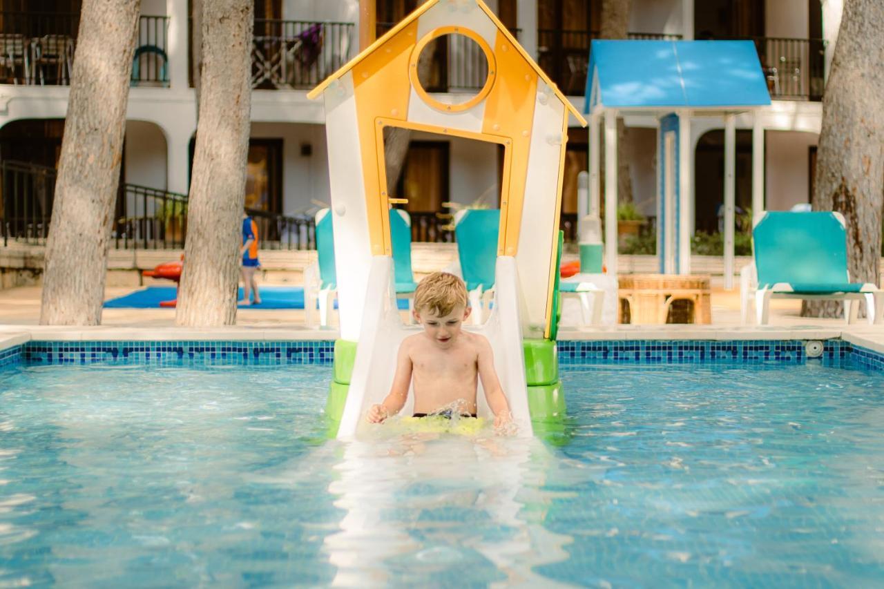 Sol Parc Hotel & Apartments Son Parc Esterno foto